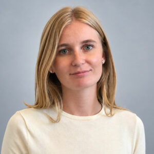 Coline Vandecandelaere, juriste